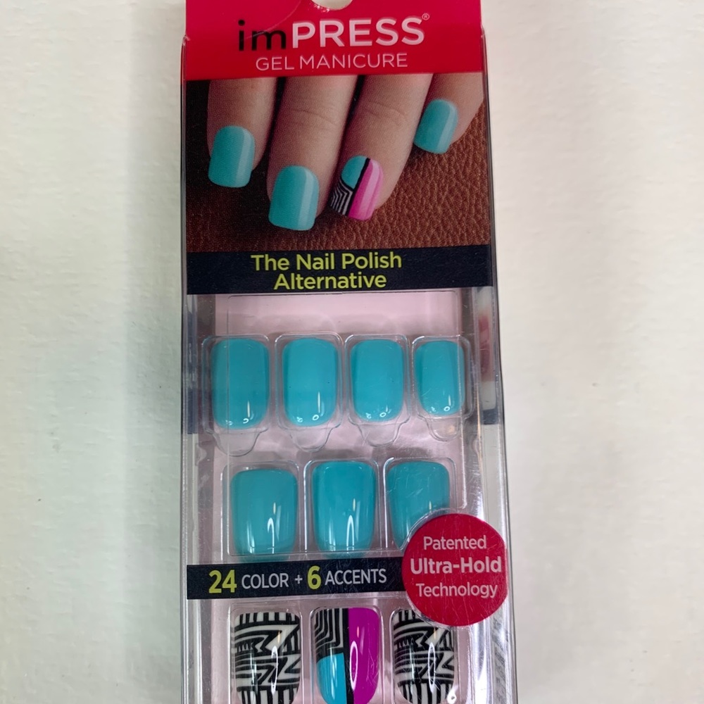 Kiss imPRESS Press-On Nails GLITZ & GLAM Blue